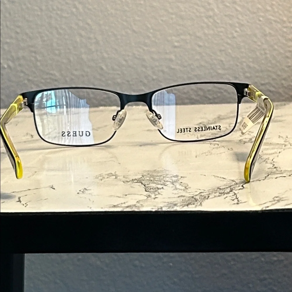 Boys Guess Women's Glasses with Black Frame and Yellow Accents Size 49-17-130